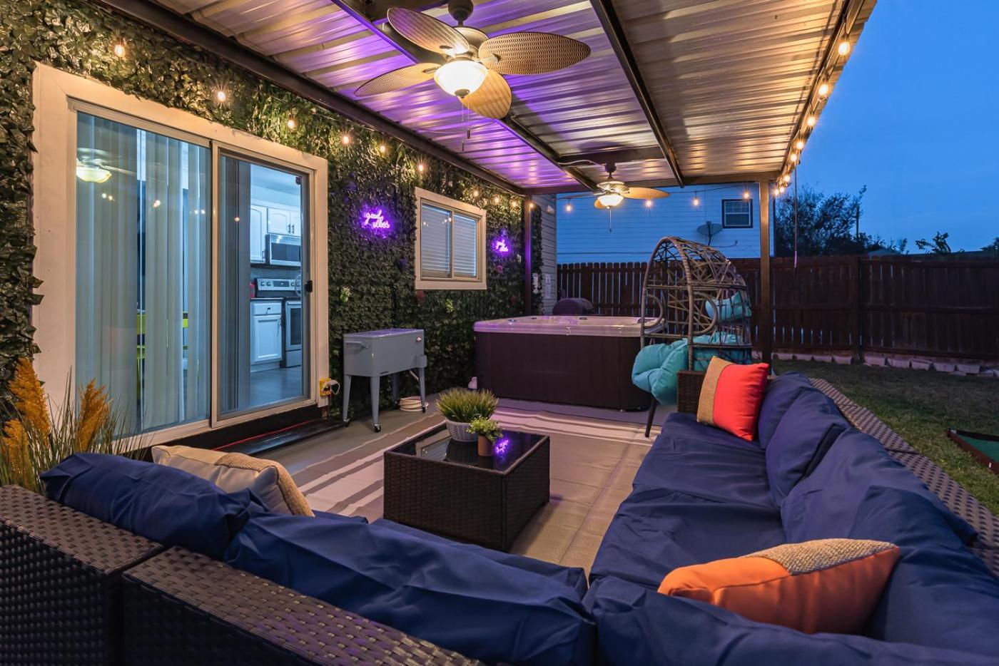 סן אנטוניו Gameroom, Bbq & Hot-Tub By Lackland & Seaworld מראה חיצוני תמונה