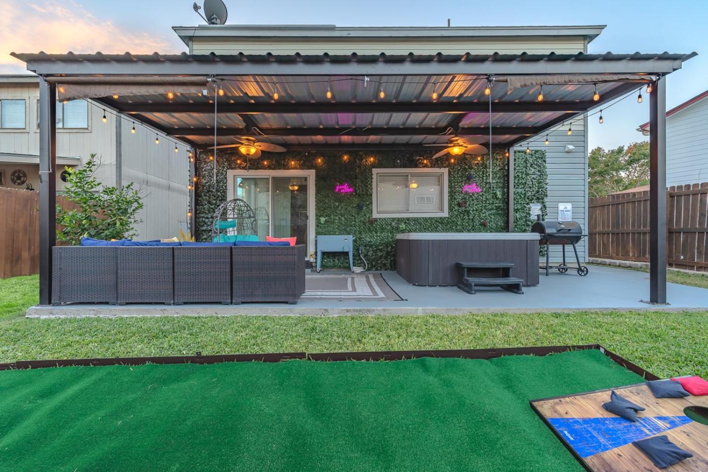 סן אנטוניו Gameroom, Bbq & Hot-Tub By Lackland & Seaworld מראה חיצוני תמונה